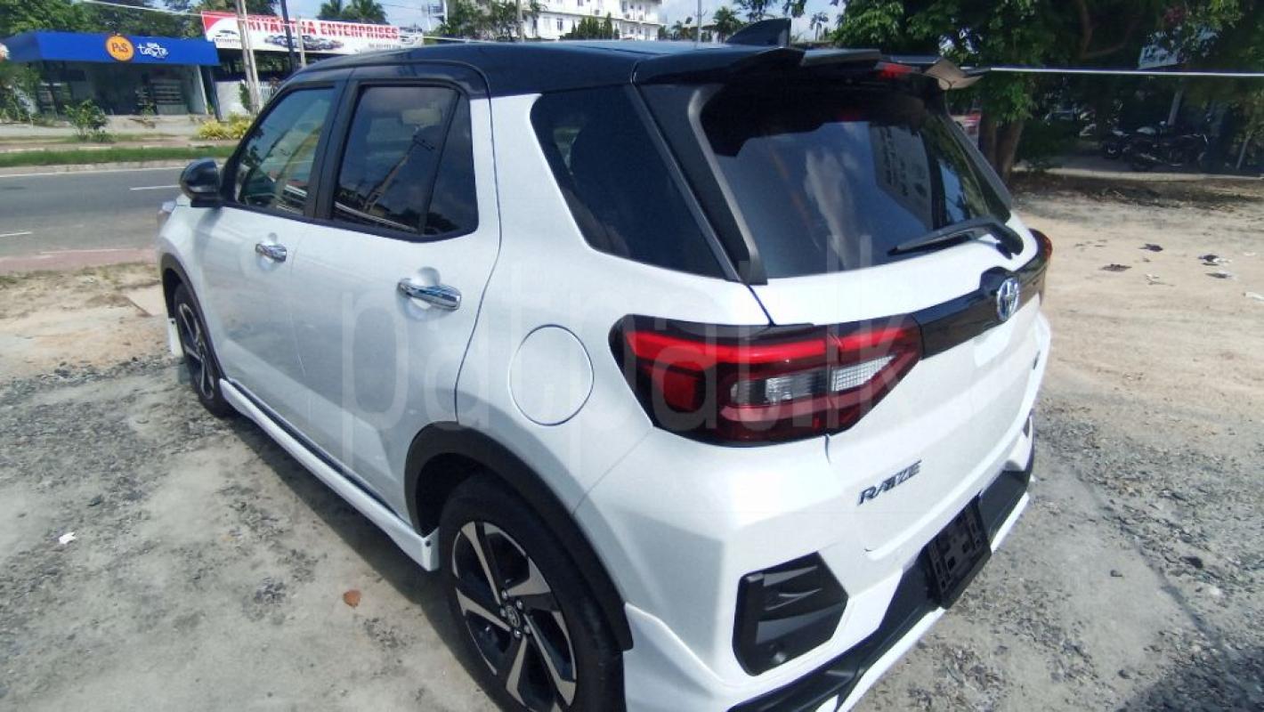 Advertisement image 4