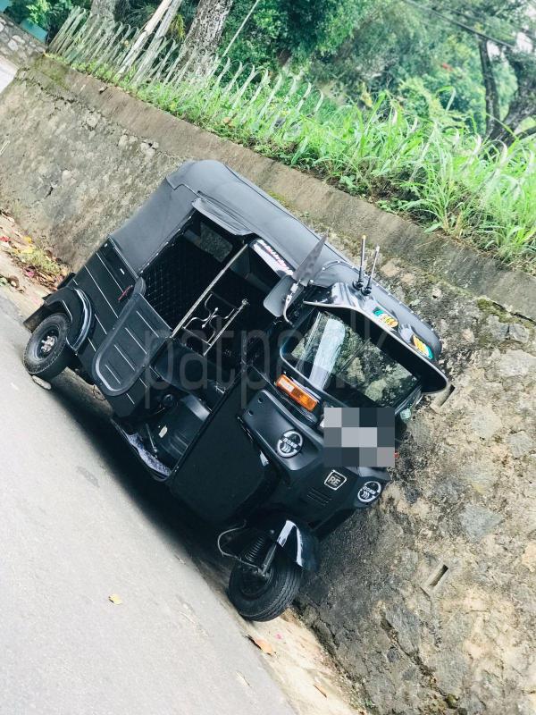 Bajaj Three Wheel 2014 - பயன்படுத்தப்பட்டது முச்சக்கர வண்டி sale in Sri Lanka - patpat.lk