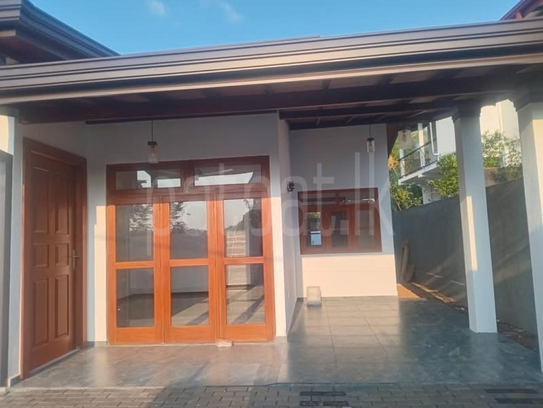 House for Sale in Godagama