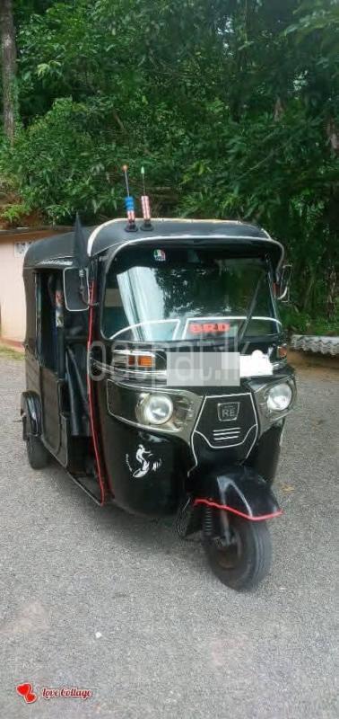 Bajaj 4 stroke 2015 - භාවිතා කරන ලද ත්‍රිරෝද රථය sale in Sri Lanka - patpat.lk