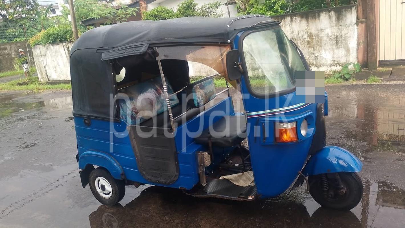 Bajaj 4 stroke 2007 - பயன்படுத்தப்பட்டது முச்சக்கர வண்டி sale in Sri Lanka - patpat.lk