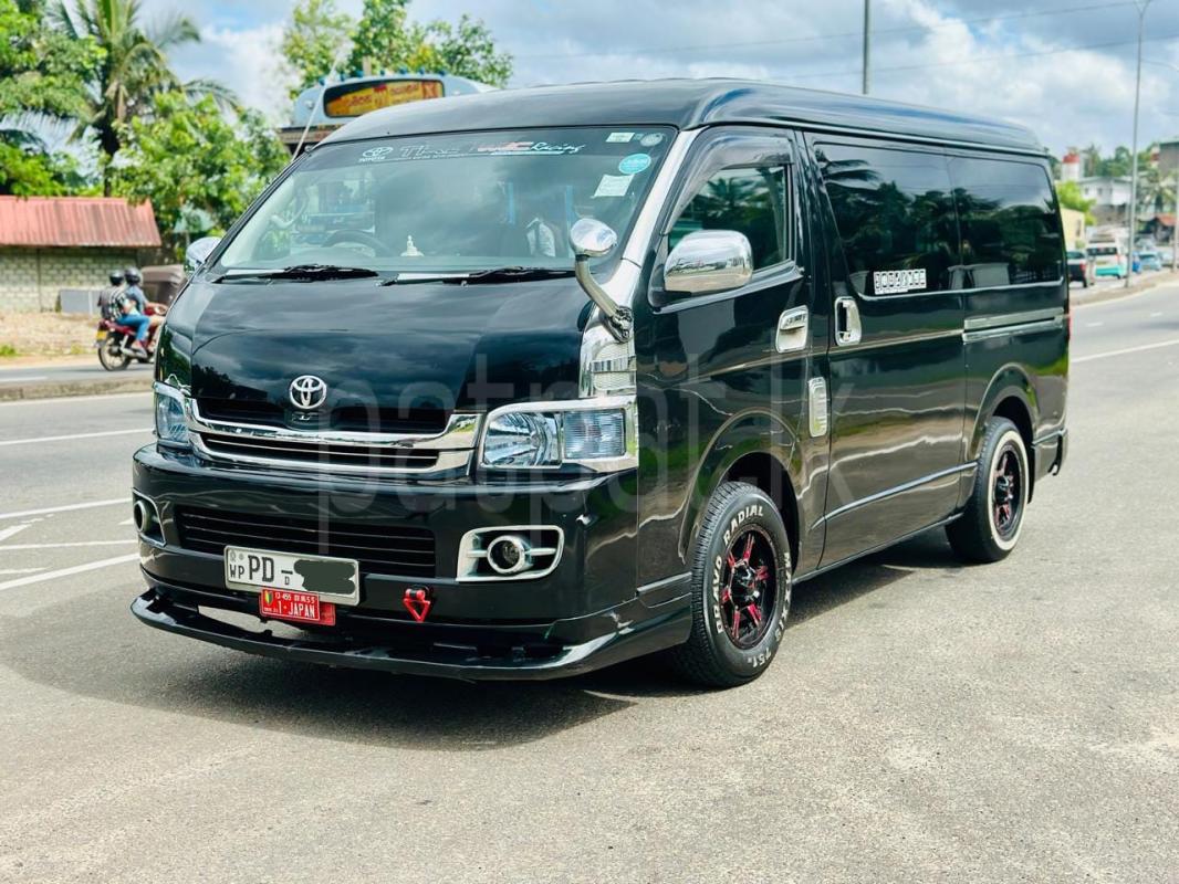 Toyota Hiace 2008 - பயன்படுத்தப்பட்டது வேன் sale in Sri Lanka - patpat.lk
