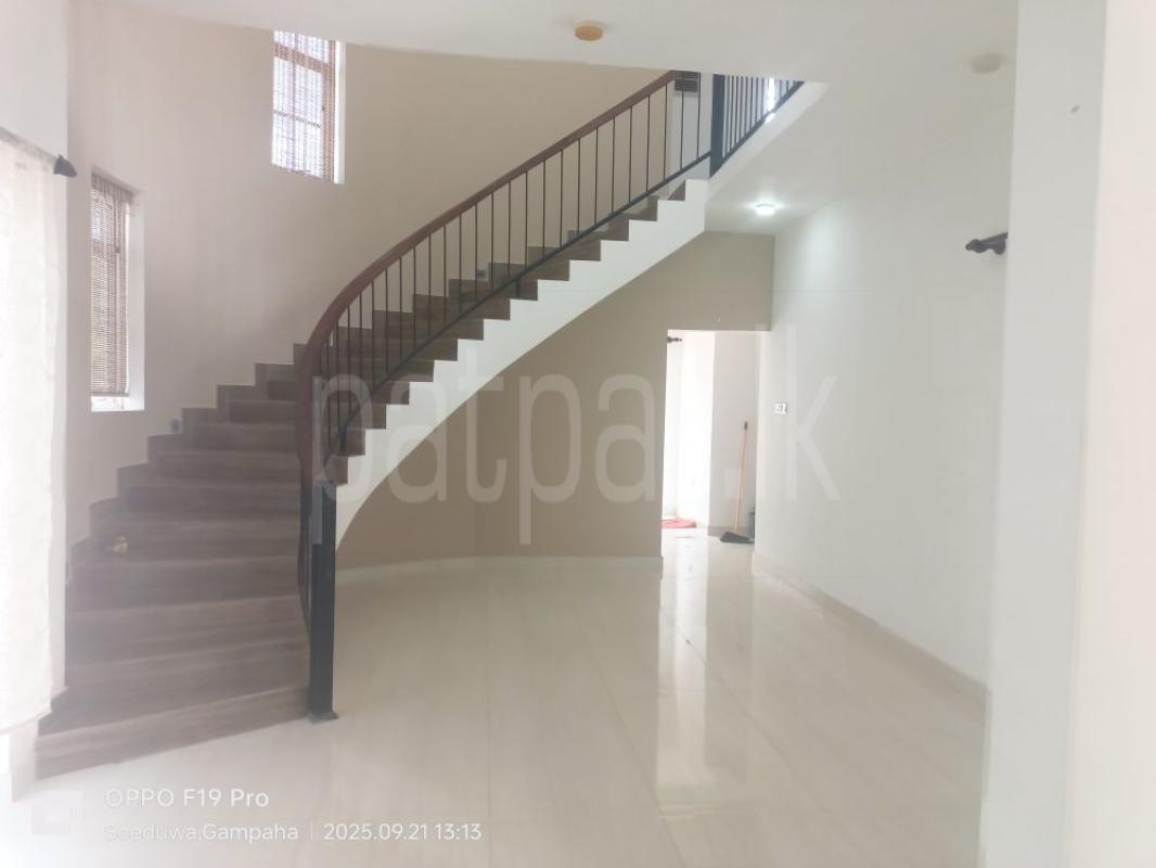 House for Rent in Seeduwa ads-image-1