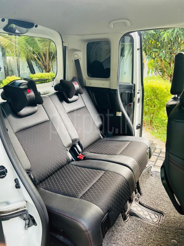 Advertisement image 6