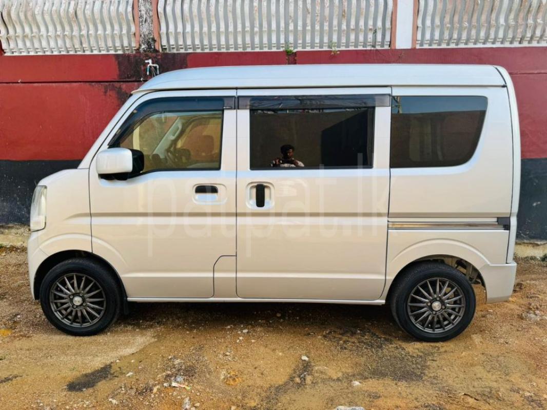 Advertisement image 5