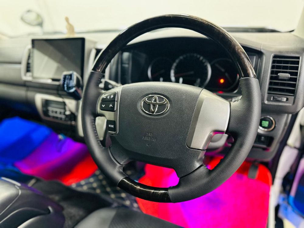 Advertisement image 6