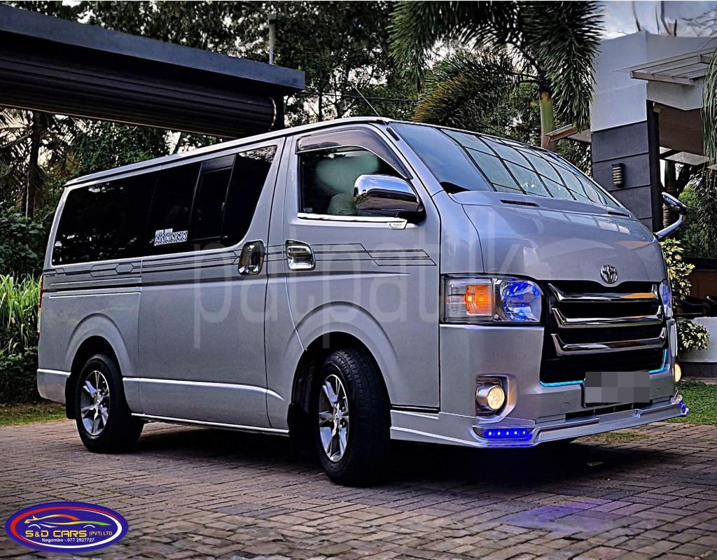 Toyota Hiace 2007 - භාවිතා කරන ලද වෑන් රථය sale in Sri Lanka - patpat.lk
