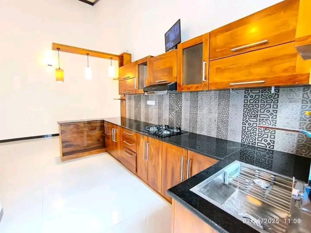 House for Sale in Athurugiriya