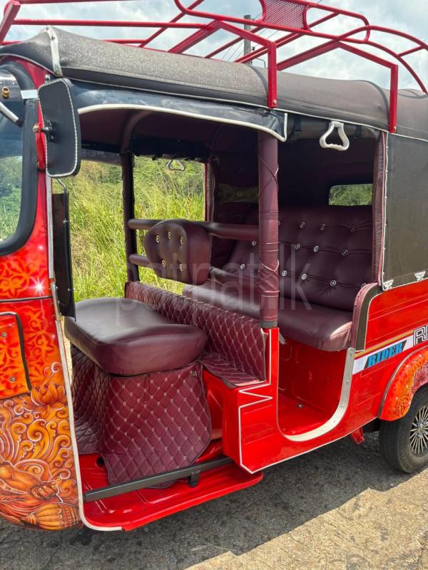 Bajaj Three Wheel 2013 - භාවිතා කරන ලද ත්‍රිරෝද රථය sale in Sri Lanka - patpat.lk