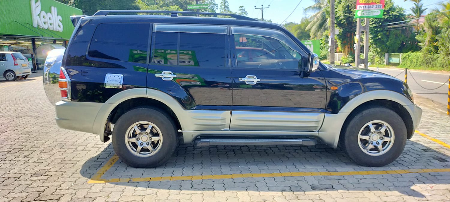 Mitsubishi Montero 2001 - பயன்படுத்தப்பட்டது SUV sale in Sri Lanka - patpat.lk