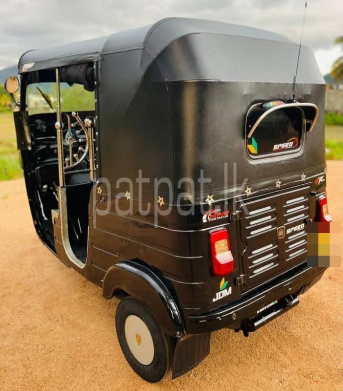 Bajaj 4 stroke 2014 - பயன்படுத்தப்பட்டது முச்சக்கர வண்டி sale in Sri Lanka - patpat.lk