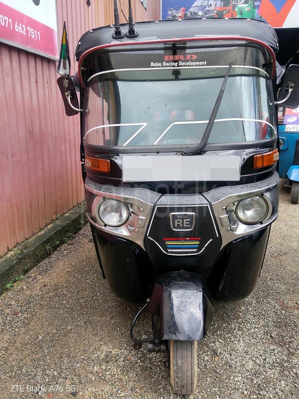 Bajaj Three Wheel 2015 - பயன்படுத்தப்பட்டது முச்சக்கர வண்டி sale in Sri Lanka - patpat.lk