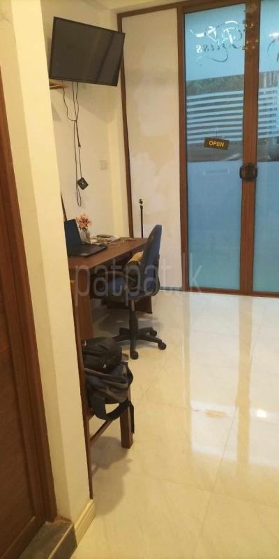 Advertisement image 6