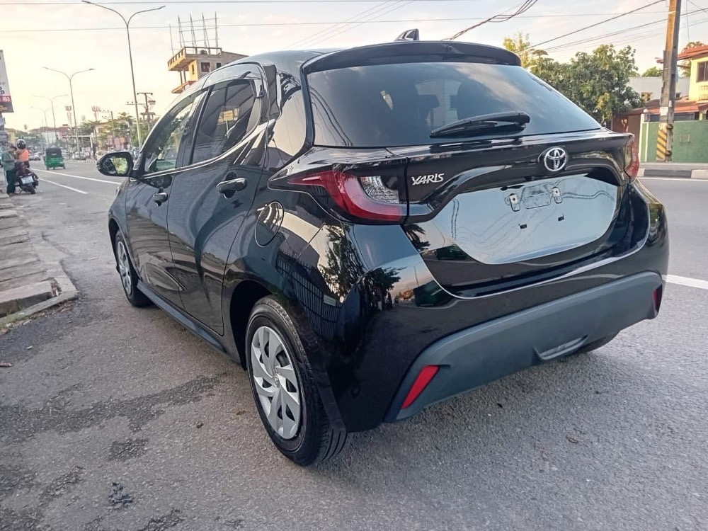Toyota Yaris 2023 - Reconditioned Car sale in Sri Lanka - patpat.lk