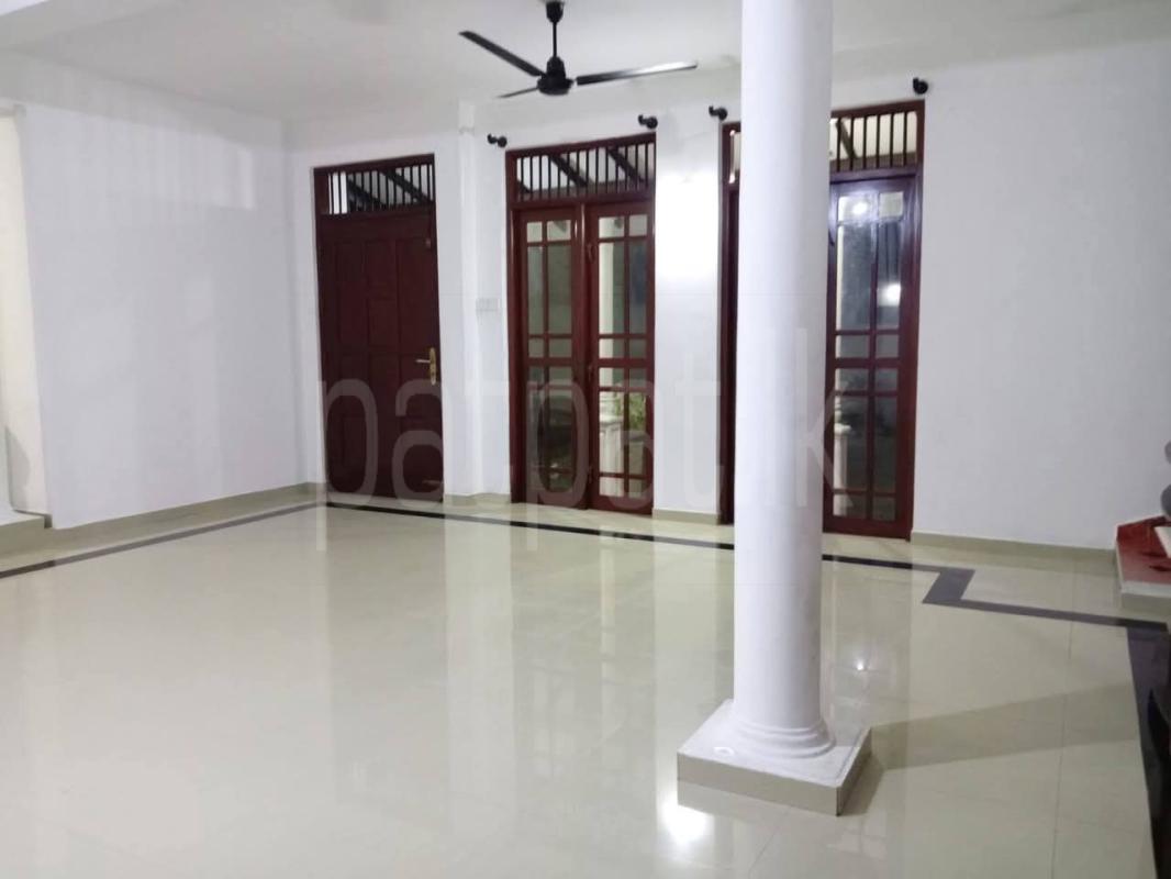 House for Sale in Athurugiriya ads-image-1