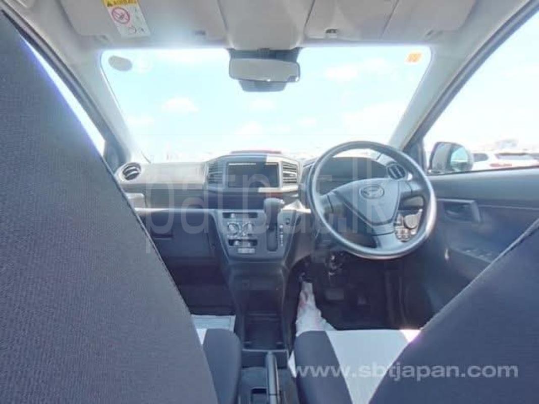 Advertisement image 3