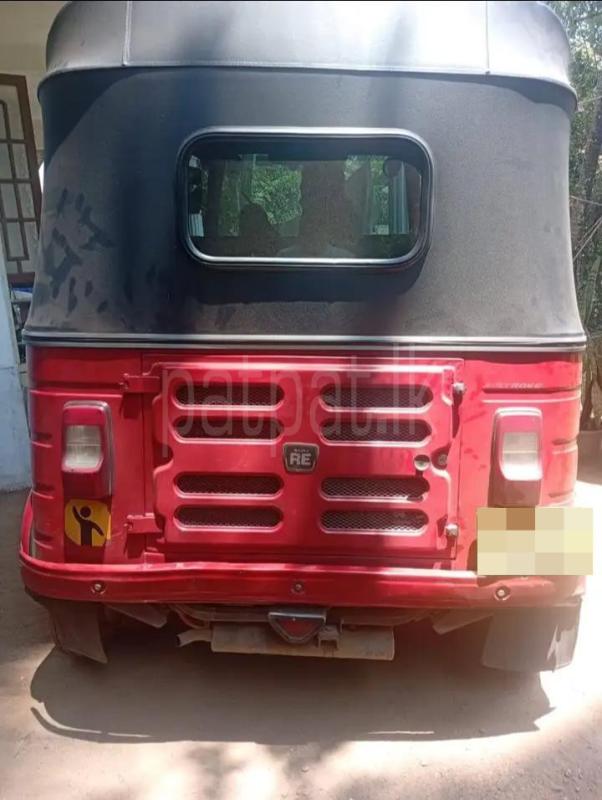 Bajaj Three Wheel 2015 - பயன்படுத்தப்பட்டது முச்சக்கர வண்டி sale in Sri Lanka - patpat.lk