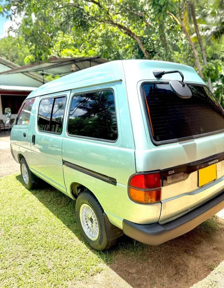 Toyota TownAce 1993 - Reconditioned Van sale in Sri Lanka - patpat.lk