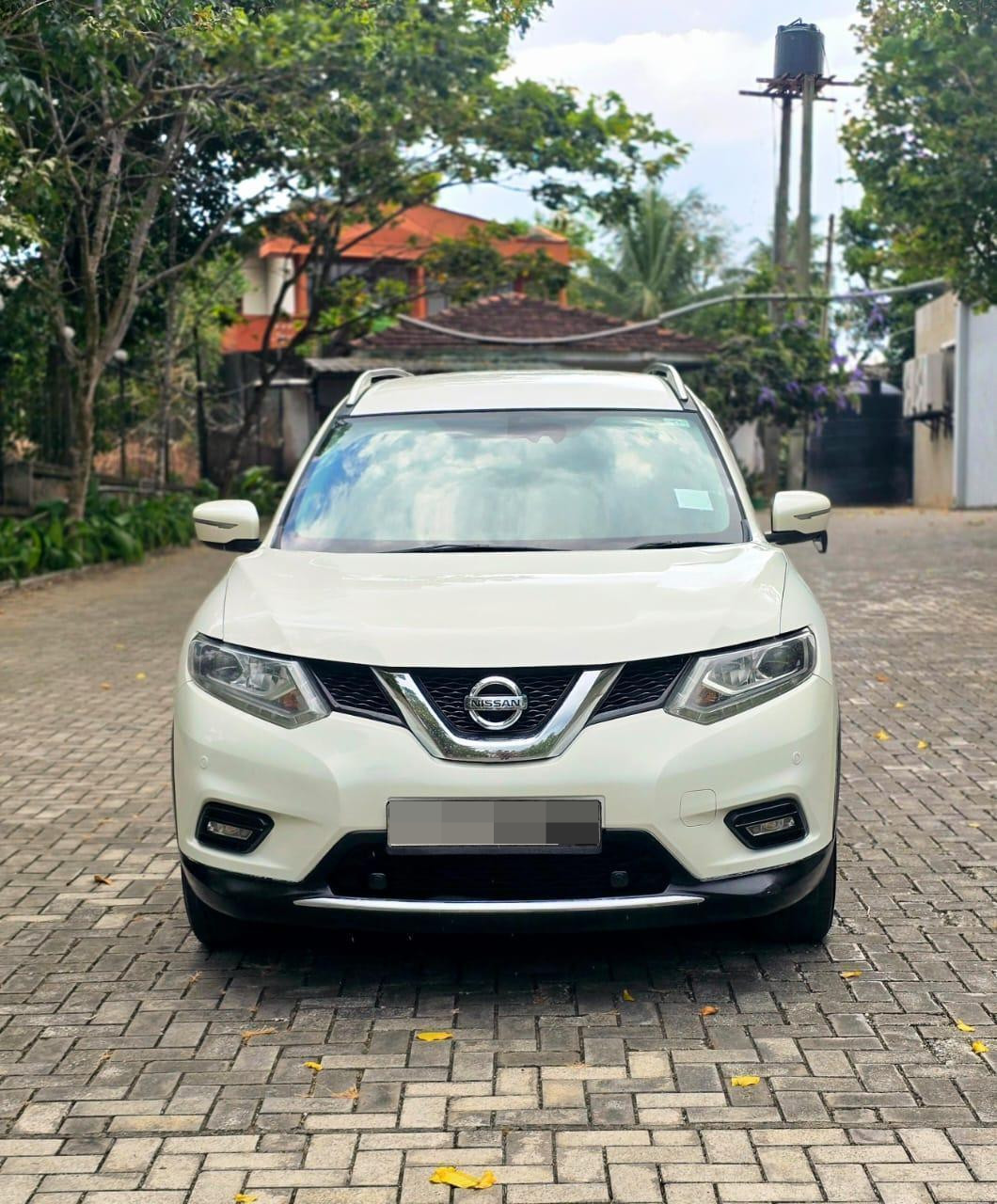 Nissan X Trail 2015 - Used SUV sale in Sri Lanka - patpat.lk