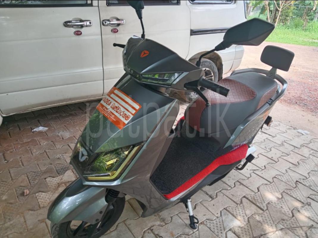 Advertisement image 6