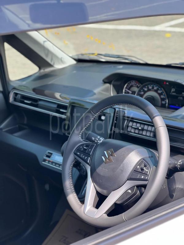 Advertisement image 6