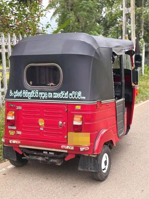Bajaj Three Wheel 2011 - භාවිතා කරන ලද ත්‍රිරෝද රථය sale in Sri Lanka - patpat.lk