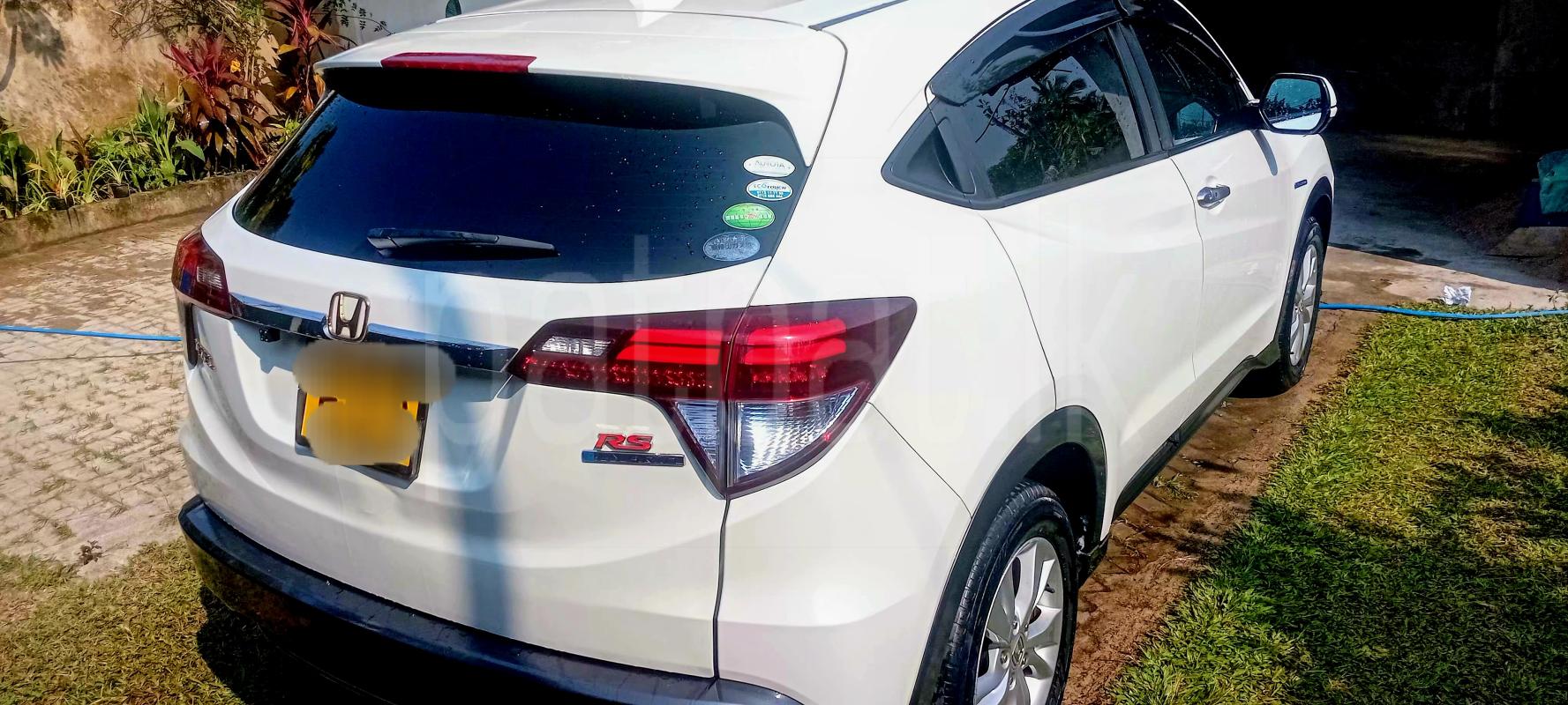 Advertisement image 3