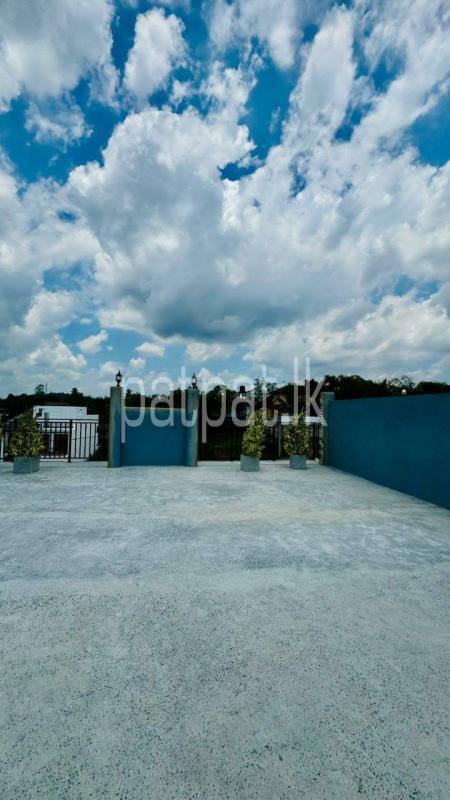 House for Sale in Kahathuduwa