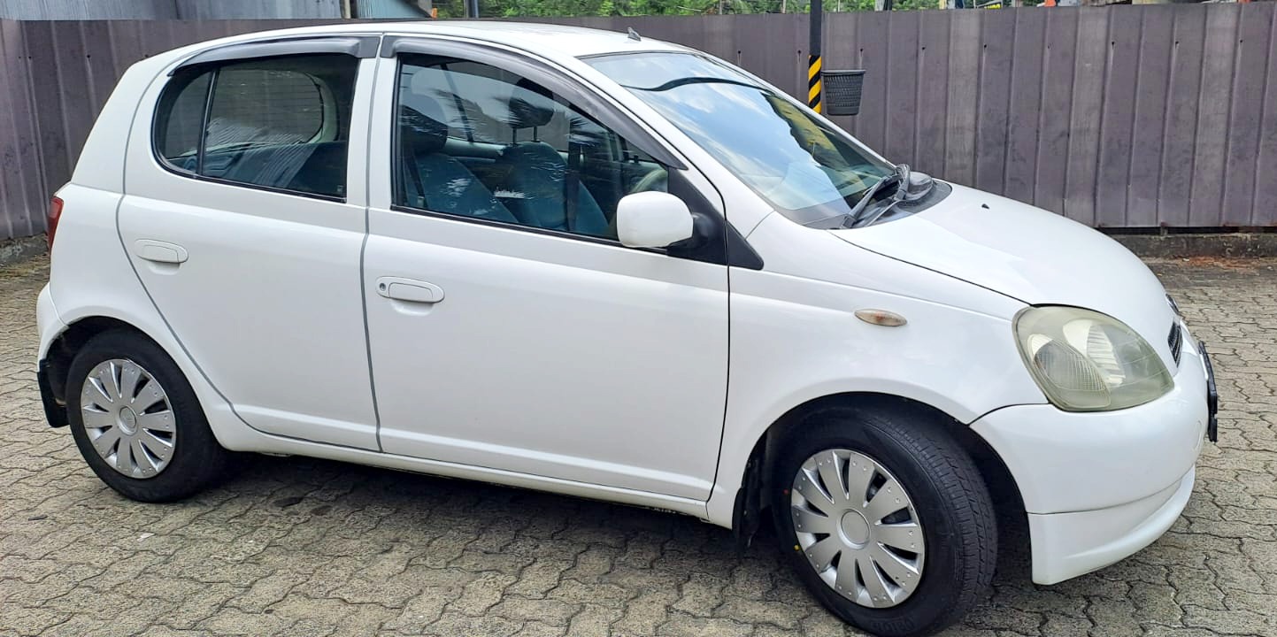 Toyota Vitz 2000 - Used Car sale in Sri Lanka - patpat.lk