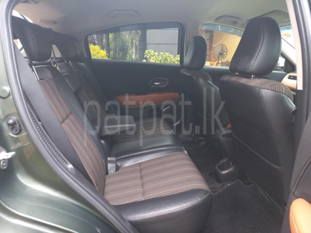 Honda Vezel 2015 - பயன்படுத்தப்பட்டது SUV sale in Sri Lanka - patpat.lk