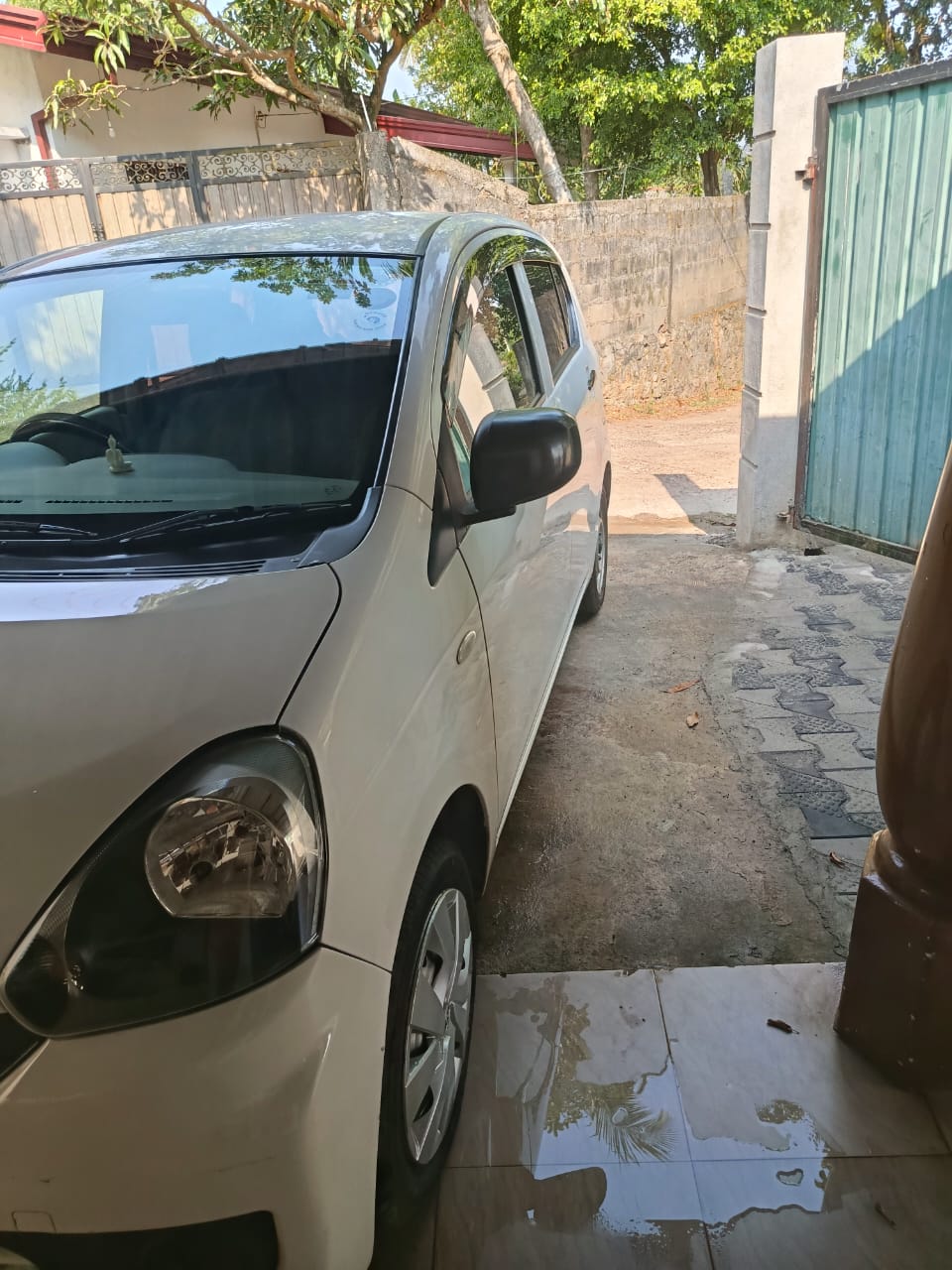 Toyota Pixis 2017 - භාවිතා කරන ලද කාර් sale in Sri Lanka - patpat.lk