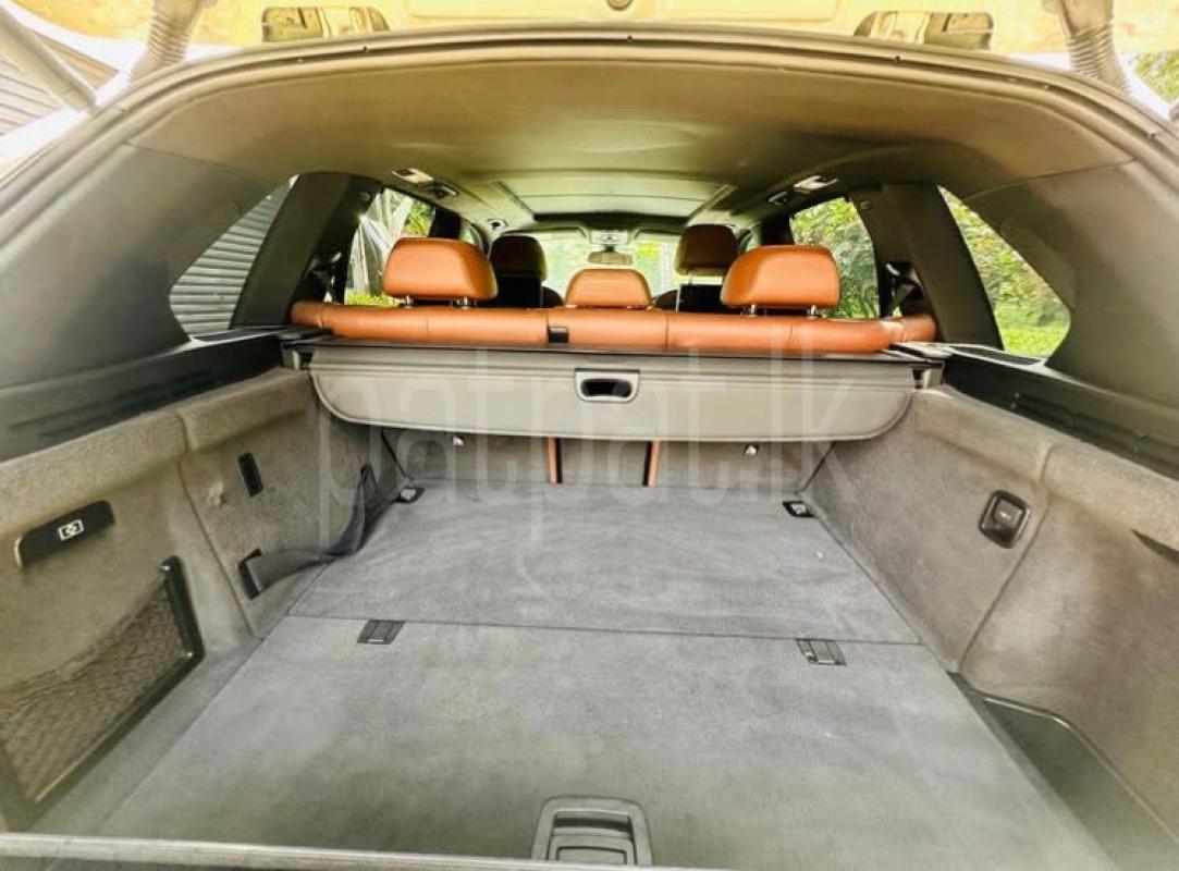 Advertisement image 6