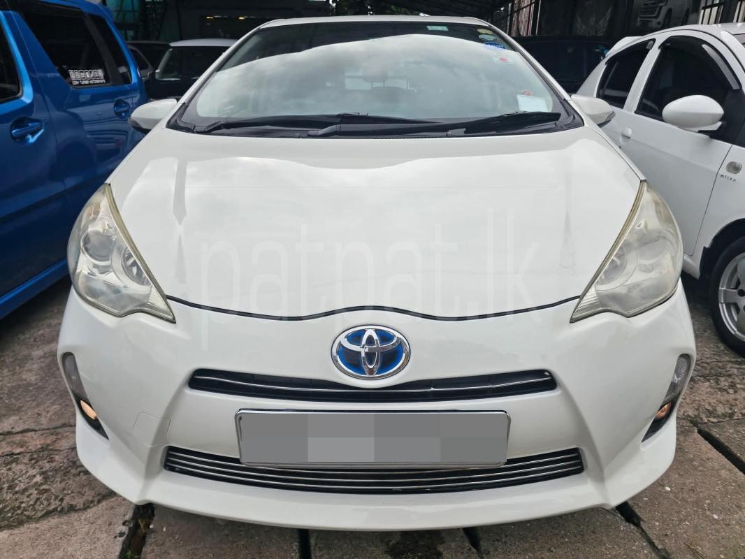 Toyota Aqua 2012 - பயன்படுத்தப்பட்டது கார் sale in Sri Lanka - patpat.lk