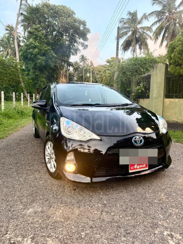 Toyota Aqua 2013 - பயன்படுத்தப்பட்டது கார் sale in Sri Lanka - patpat.lk