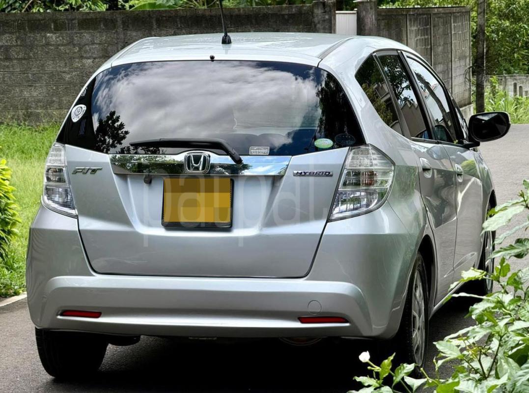 Honda Fit 2011 - பயன்படுத்தப்பட்டது கார் sale in Sri Lanka - patpat.lk