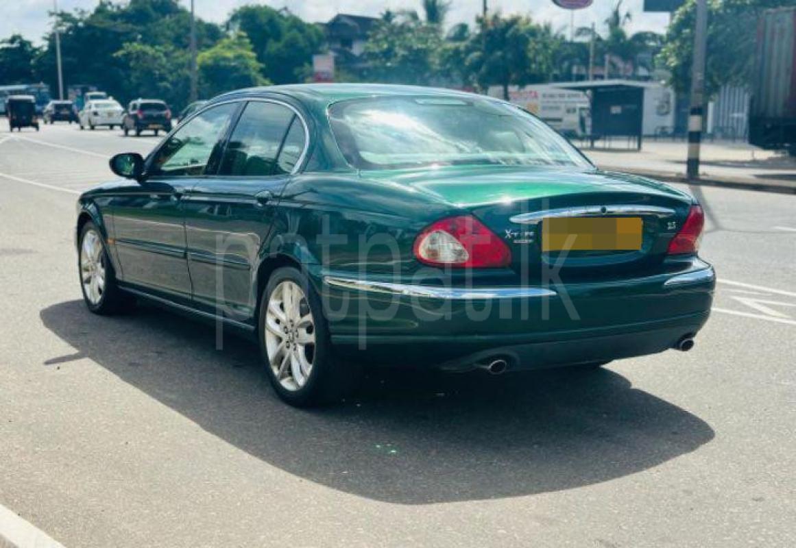 Advertisement image 6