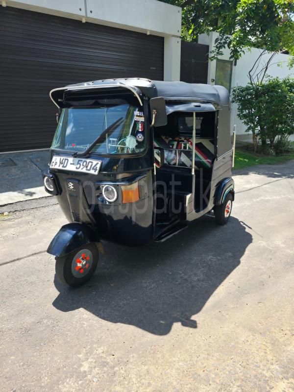 Bajaj Three Wheel 2010 - பயன்படுத்தப்பட்டது முச்சக்கர வண்டி sale in Sri Lanka - patpat.lk
