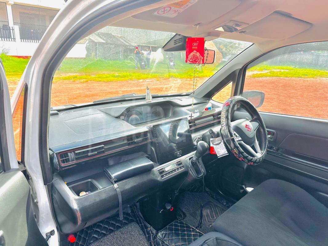 Suzuki Wagon R 2018 - பயன்படுத்தப்பட்டது கார் sale in Sri Lanka - patpat.lk