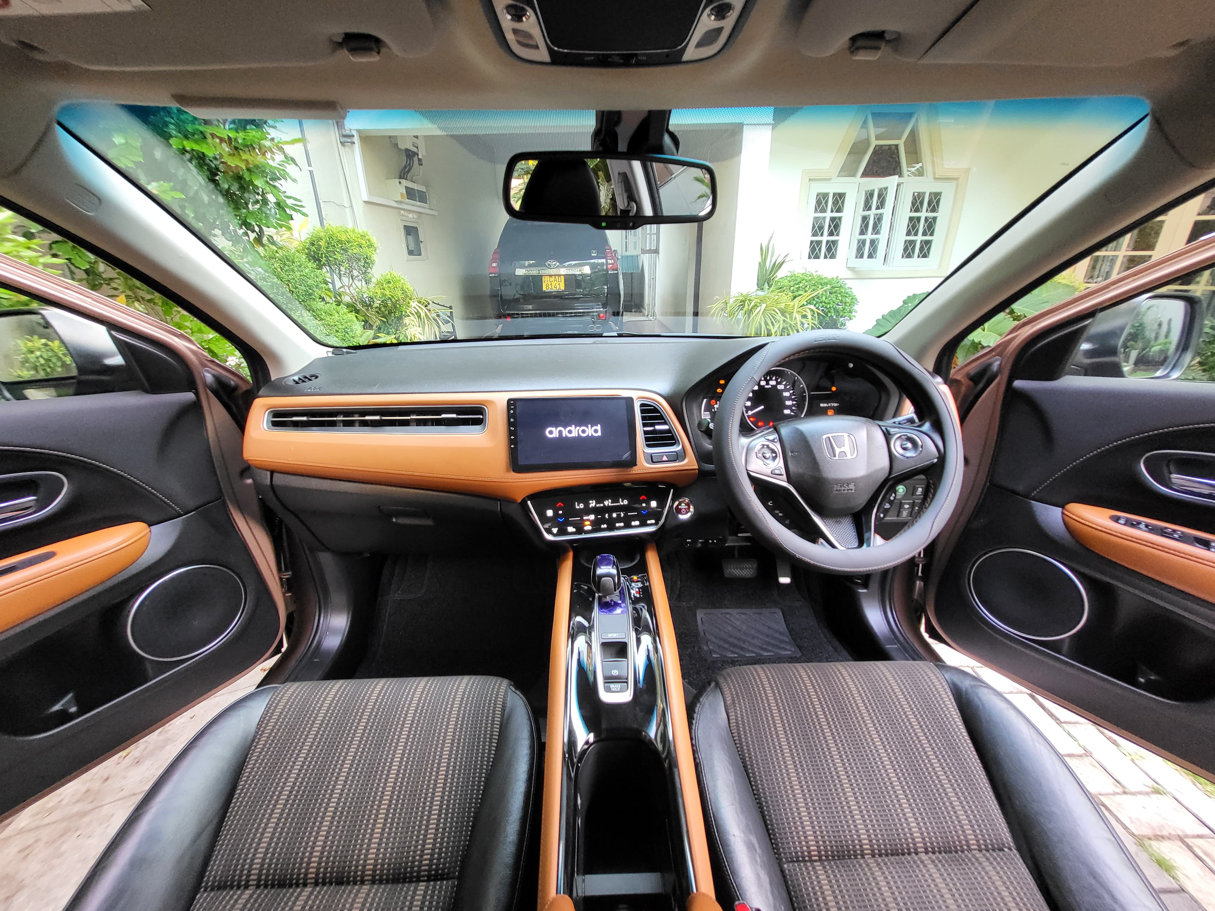 Honda Vezel 2016 - Used SUV sale in Sri Lanka - patpat.lk