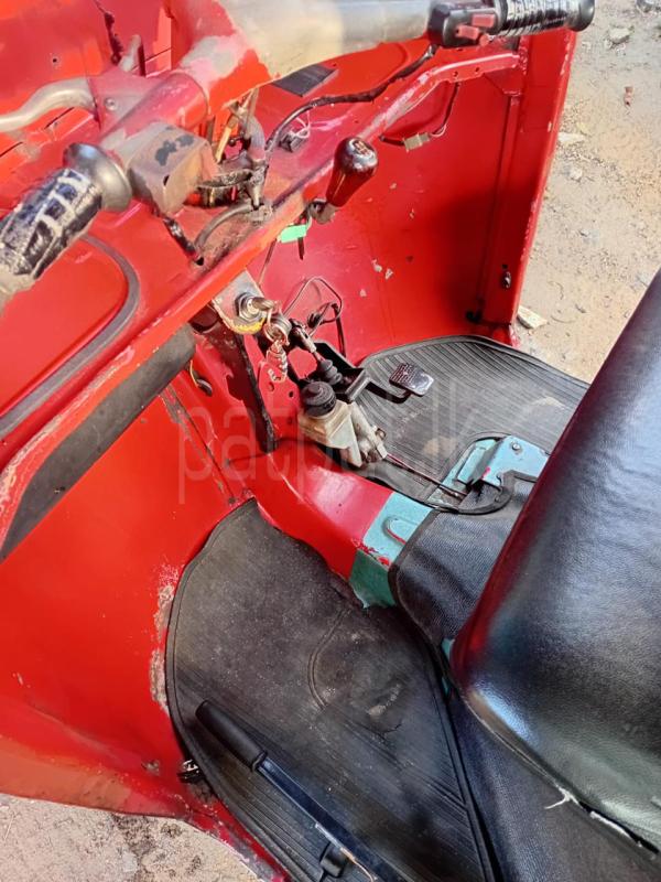 Bajaj 2 stroke 2006 - பயன்படுத்தப்பட்டது முச்சக்கர வண்டி sale in Sri Lanka - patpat.lk