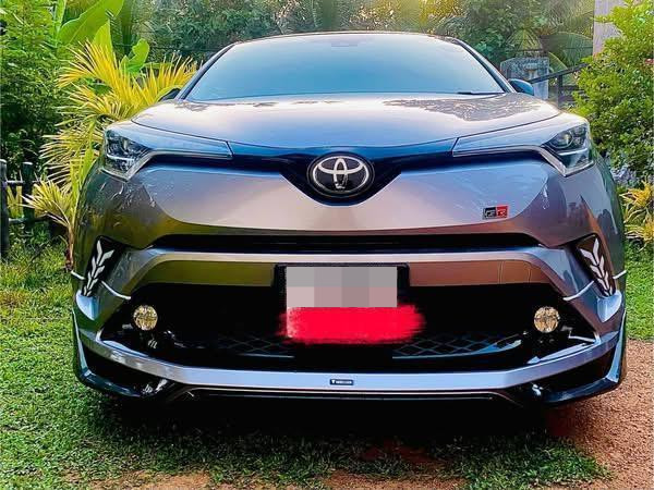 Toyota CHR 2017 - பயன்படுத்தப்பட்டது SUV sale in Sri Lanka - patpat.lk