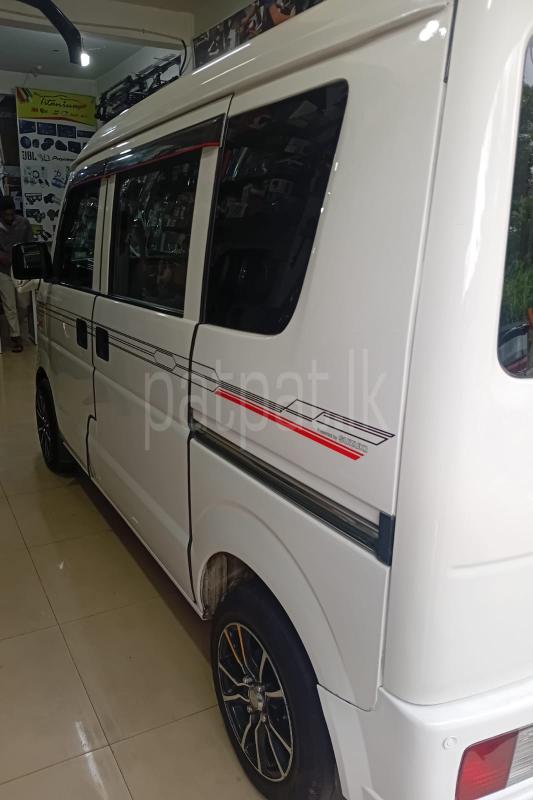 Advertisement image 1