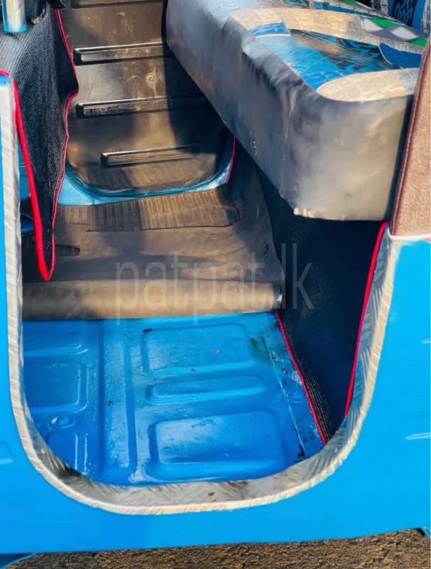 Advertisement image 6