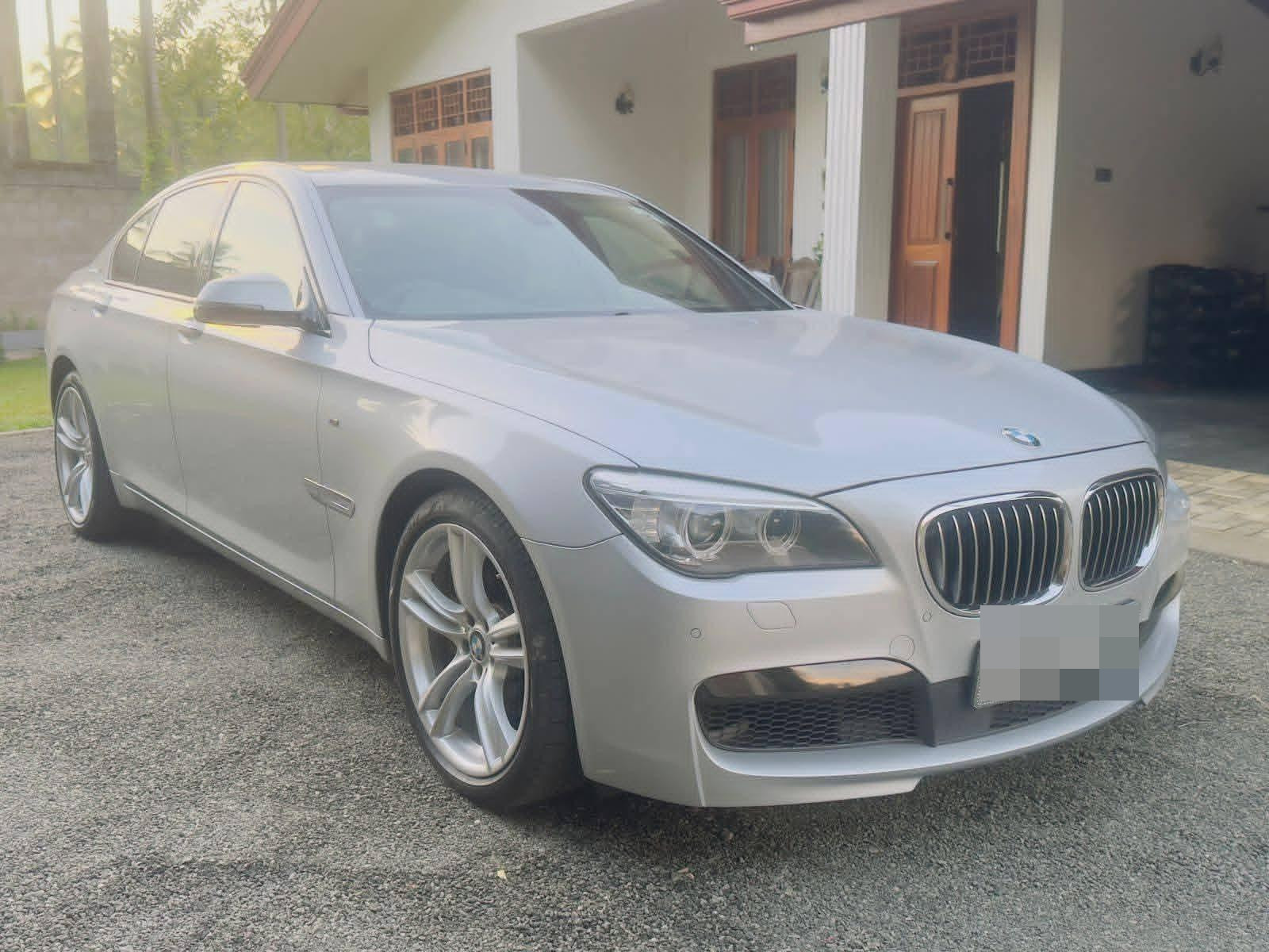BMW 740I 2014 - பயன்படுத்தப்பட்டது கார் sale in Sri Lanka - patpat.lk
