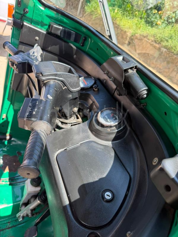 Bajaj 4 stroke 2017 - භාවිතා කරන ලද ත්‍රිරෝද රථය sale in Sri Lanka - patpat.lk
