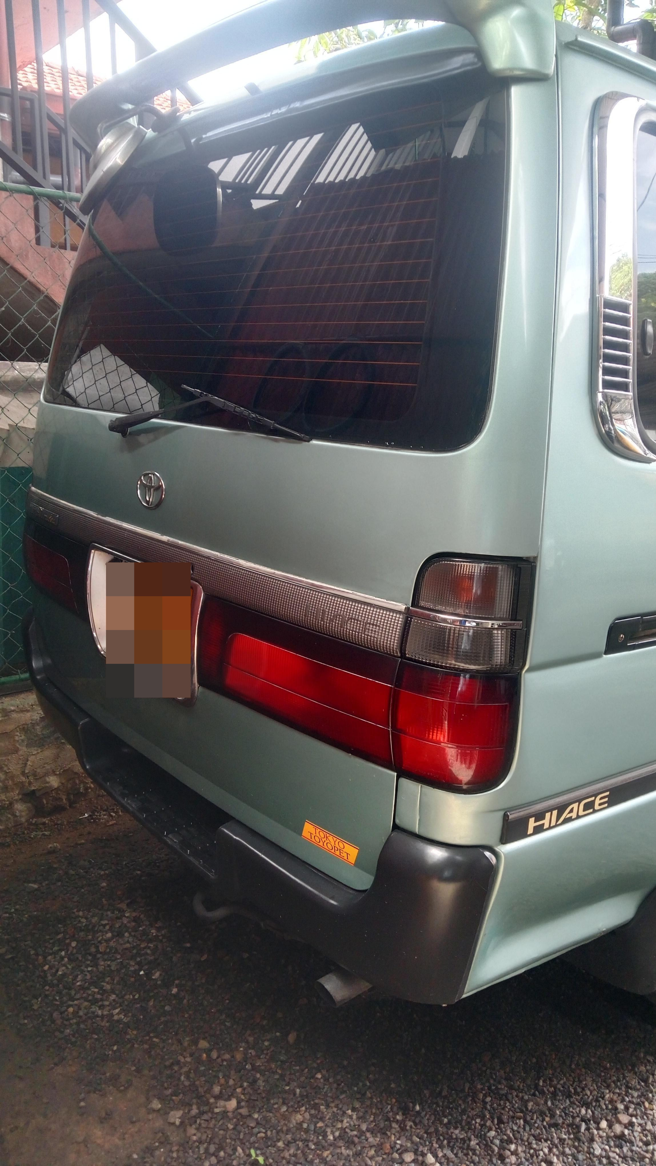 Toyota Hiace 1993 - பயன்படுத்தப்பட்டது வேன் sale in Sri Lanka - patpat.lk