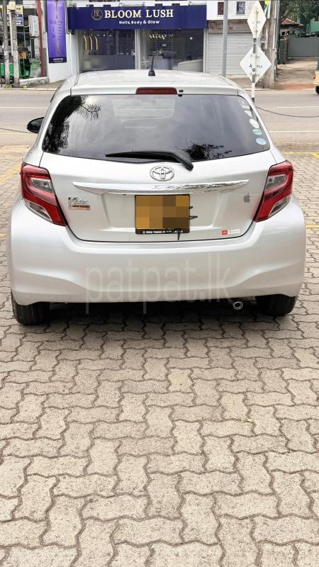 Toyota Vitz 2016 - பயன்படுத்தப்பட்டது கார் sale in Sri Lanka - patpat.lk