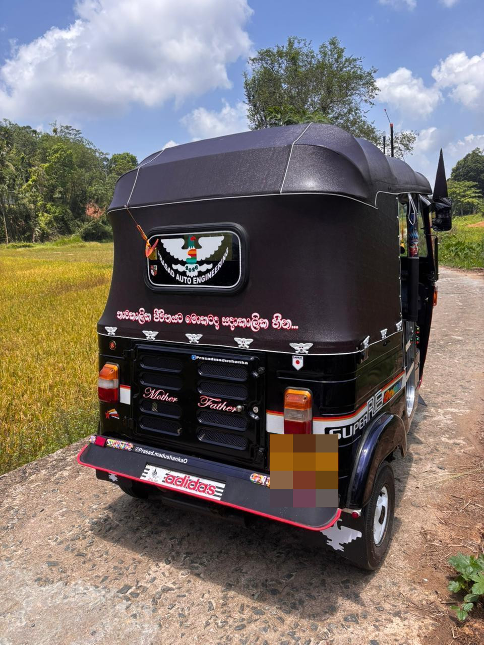 Bajaj Three Wheel 2011 - භාවිතා කරන ලද ත්‍රිරෝද රථය sale in Sri Lanka - patpat.lk