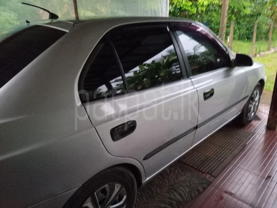 Hyundai Accent 2001 - பயன்படுத்தப்பட்டது கார் sale in Sri Lanka - patpat.lk