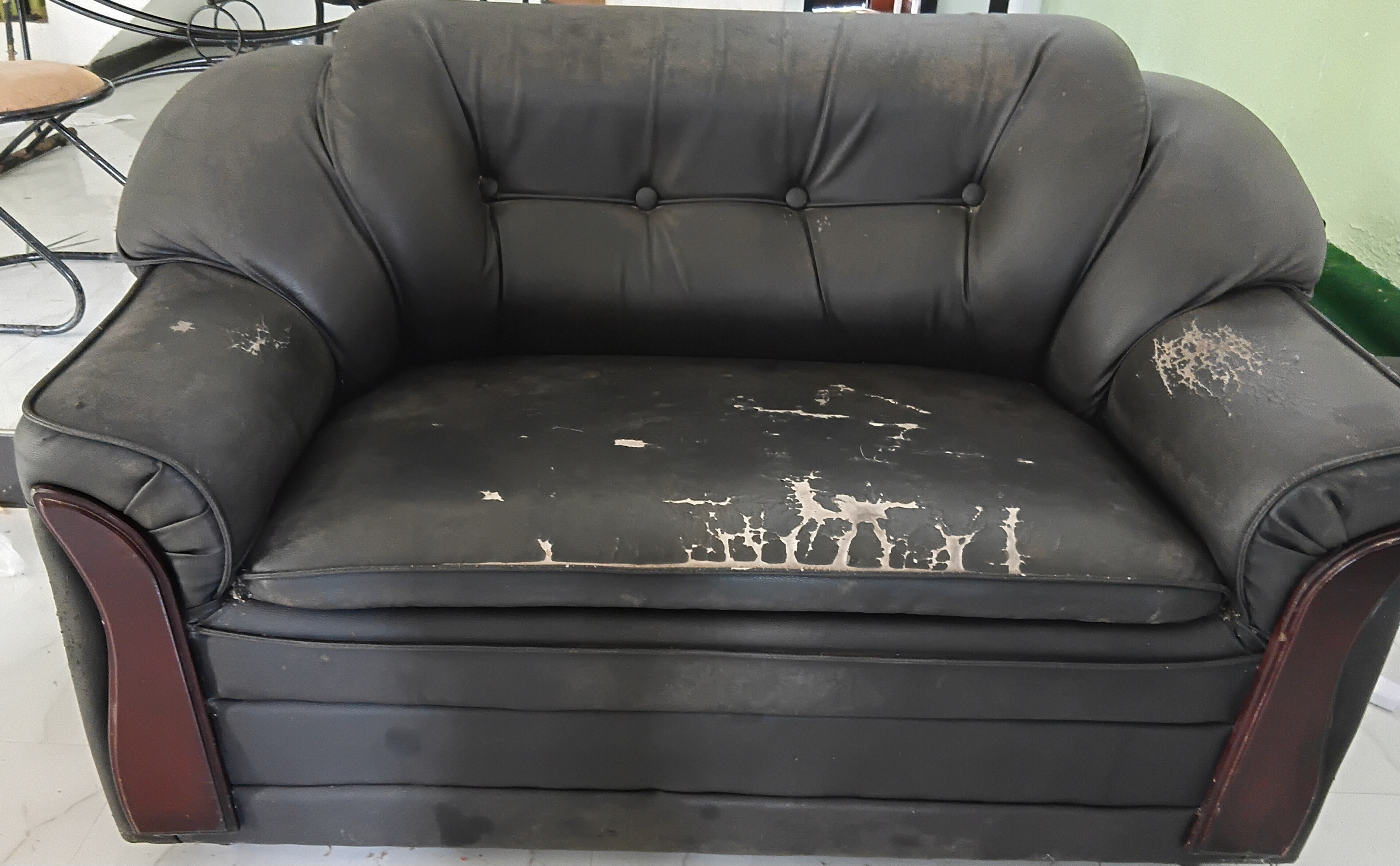 Arpico sofa set for sale